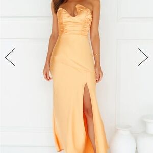 hello molly dress MEDIUM